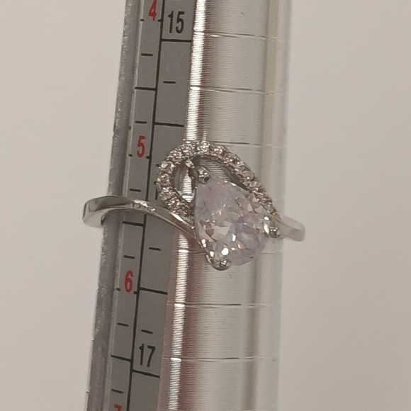 New 18k White Gold Plated Cz Teardrop Ring Size 5.5 Pretty Bird - Picture 6 of 7